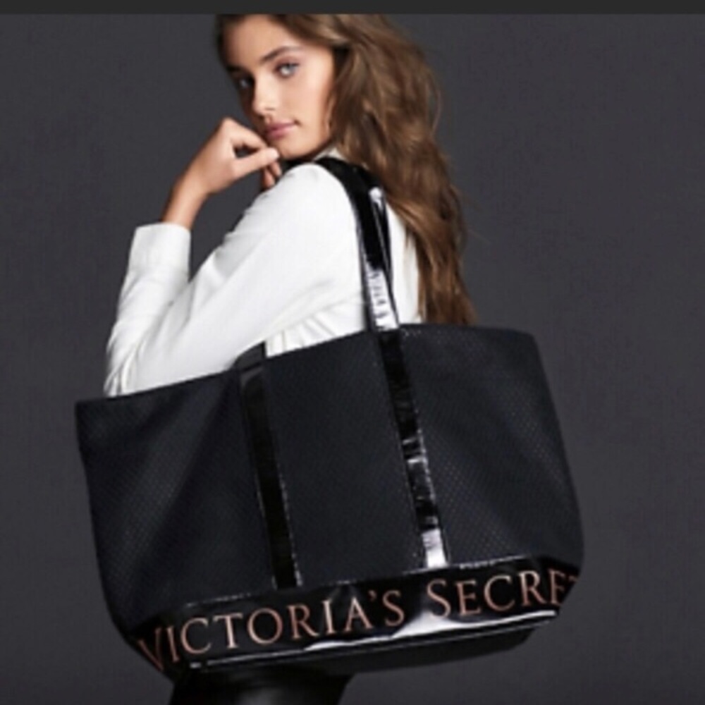 Mesh tote
